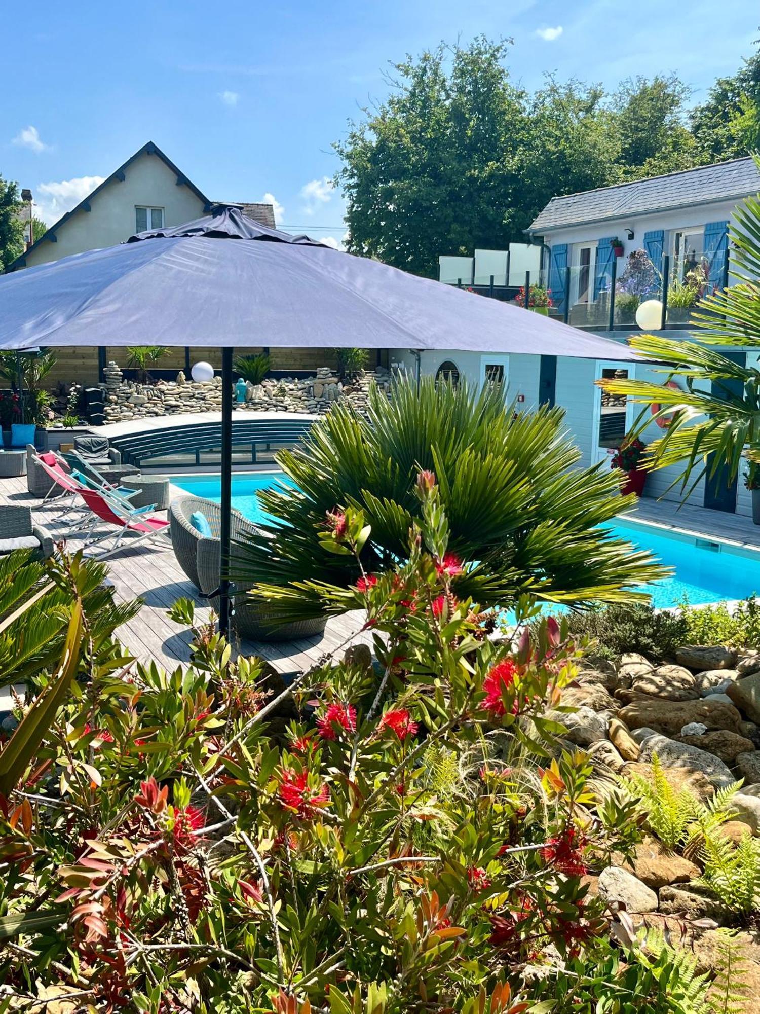 Hotel La Piscine Villers-sur-Mer Exteriör bild